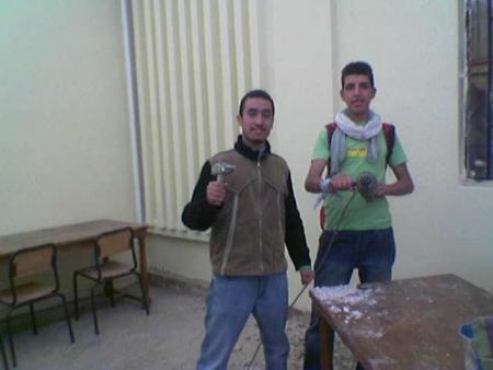 wach 7na m9awdin ola ...